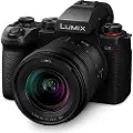 Panasonic Lumix S5m2 + Lumix S 20-60mm F3.5-5.6