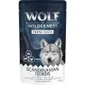 Wolf of Wilderness 12 x 125 g Wolf of Wilderness "Triple Taste" Scandinavian Fjords - Laks, Rensdyr, Kylling