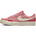 Nike Sb Zoom Pogo Plus Sneakers pink