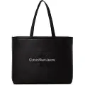 Calvin Klein Jeans Calvin Klein Jeanstil kvinder. K60K612222 Stor slank tote bag sort (OSFA), Casual, Polyuretan