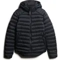 Superdry Superdrytil mænd. M5011906A Fuji Sport Quiltet jakke med hætte Navy (M), Casual, Bæredygtig, Genanvendt nylon, Blå