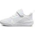 Nike Omni Multi-Court-sko til mindre børn - hvid