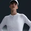 Nike NikeCourt Advantage-Dri-FIT-tennistop til mellemlag til kvinder - hvid
