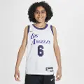 Nike Lebron James Los Angeles Lakers City Edition Nike Dri-FIT NBA Swingman-trøje til større børn - hvid