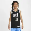 Nike Trae Young Atlanta Hawks 2023/24 City Edition Nike Dri-FIT NBA Swingman-trøje til større børn - sort