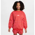 Nike Oversized Nike Sportswear Club Fleece-sweatshirt med rund hals til større børn (piger) - rød