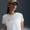 Nike Kortærmet Nike Sportswear Club-T-shirt til kvinder - hvid