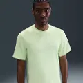 Nike Alsidig Nike Primary Dri-FIT-overdel med korte ærmer til mænd - grøn