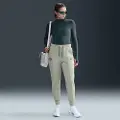 Nike Chelsea FC Tech Nike Football-joggers i fleece med mellemhøj talje til kvinder - grøn