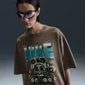 Nike Oversized, kortærmet Nike Sportswear-T-shirt til kvinder - brun