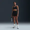 Nike Universa-cykelshorts (13 cm) med høj talje uden sømme foran til kvinder - sort