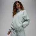 Jordan Sport Dri-FIT Tunnel-jakke til kvinder - grå