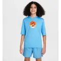Nike Kortærmet Nike Swim Hydroguard Dri-FIT-overdel til større børn (drenge) - blå