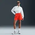 Nike Løse Nike 24.7 ImpossiblySoft Dri-FIT-shorts (10 cm) med mellemhøj talje til kvinder - rød