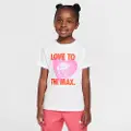 Nike Lover to the Max-T-shirt med grafik til mindre børn - hvid