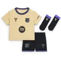 Nike FC Barcelona 2025/26 Stadium Away Kobe Football Replica-sæt i tre dele til babyer/småbørn - brun