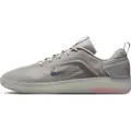 Nike SB Zoom Nyjah 4-skatersko - grå