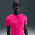Nike Kortærmet Pro Dri-FIT-træningsoverdel til mænd - Pink