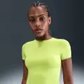 Nike Kortærmet Nike Form-top til kvinder - grøn