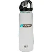 Nalgene Sustain Tritan BPA-fri On The Fly vandflaske lavet med materiale afledt af 50 % plastaffald (ved hj?lp af ISCC-certificeret massebalance)