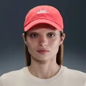Nike Kasket Club Futura - Rød/Hvid, størrelse L/XL