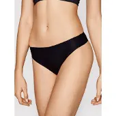 Chantelle String sort