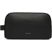 Calvin Klein Toilettaske 'Pebble Grain Metallic Logo' sort