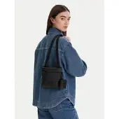 Calvin Klein Lv04d3224g Taske