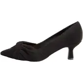 Friends Like These Pumps sort