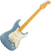 Fender American Ultra Luxe 60s Stratocaster Maple Fingerboard Ice Blue Metallic