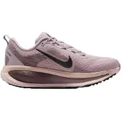 Nike Løbesko 'Vomero 18' lilla / lysviolet / lyserød / sort