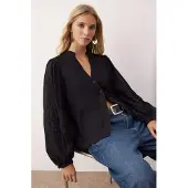 Trendyol Bluse sort