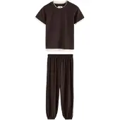 Self. Pyjamas choko