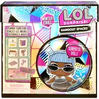 MGA Entertainment L.O.L. Surprise! Winter Chill Spaces Playset with Doll- Style 4, Minidukke, Hunstik, 4 År, Dreng/Pige, 149,4 mm, 322,727 g