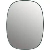 Muuto Framed spejl Dark green, 59x44 cm