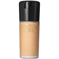 MAC Studio Radiance Serum Foundation