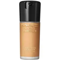 M.A.C Studio Radiance Serum Foundation