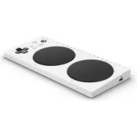 Microsoft Xbox Adaptive Controller - Wired Controller - Xbox One