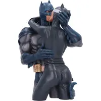 Nemesis Now Kattekvinde Batman & Bustefigur