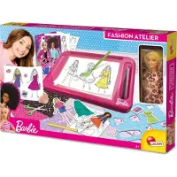 Barbie 47310 Modedesignværksted Med Dukke Og Tilbehør