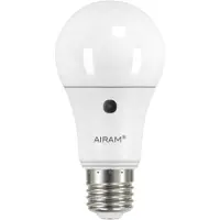 Airam LED Sensor-pære 8W/827 E27