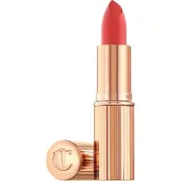 Charlotte Tilbury - K.i.s.s.i.n.g - Læbestift - K.i.s.s.i.n.g Coral Kiss - For Women