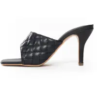 Celena Pantoletter 'Cundrie' sort