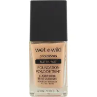 wet n wild Photo Focus Flydende foundation 30 ml Classic Beige