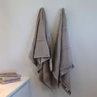 Borg Bambus badehåndklæde - 70x140 cm - Sand - Bløde luksus håndklæder fra Excellent -