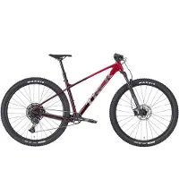 Trek Marlin 7 Gen 3 - 2026 - Fury Red/Lithium Grey Fade - ML - Cykel