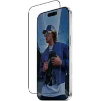 PanzerGlass - Skærmbeskytter for mobiltelefon - ultra-bred pasform med FASTFIT IN-A-BOX - glas - rammefarve sort - for Apple iPhone 16 Pro, 17