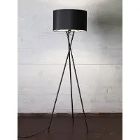 Nielsen Light Uptown Gulvlampe - Sort m/Sort Skærm