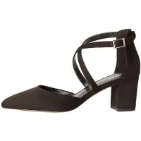 Friends Like These Pumps sort