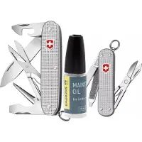 Victorinox Pioneer X Zwitsers pocket knife with Classic and maintenance oil